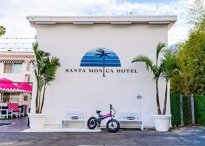 Santa Monica Hotel