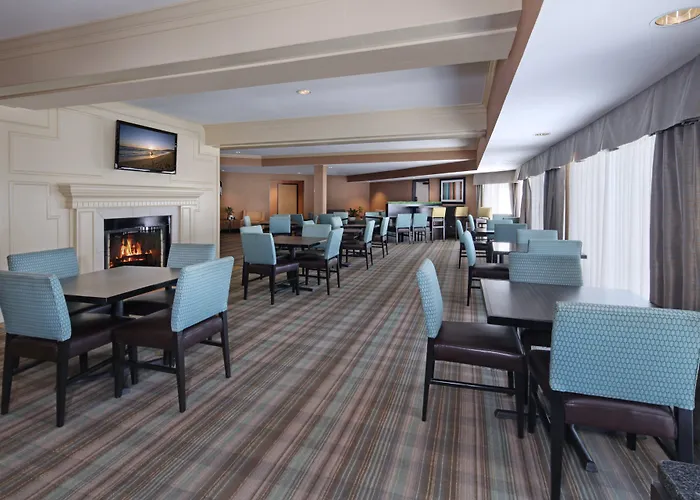 Holiday Inn Express Port Hueneme By Ihg