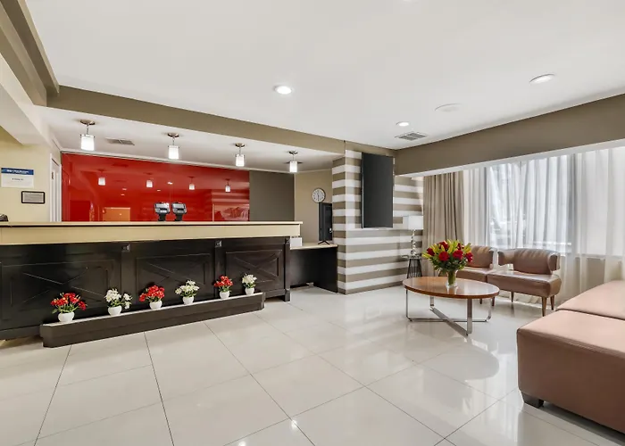 Best Western Plus La Mid-Town Hotel